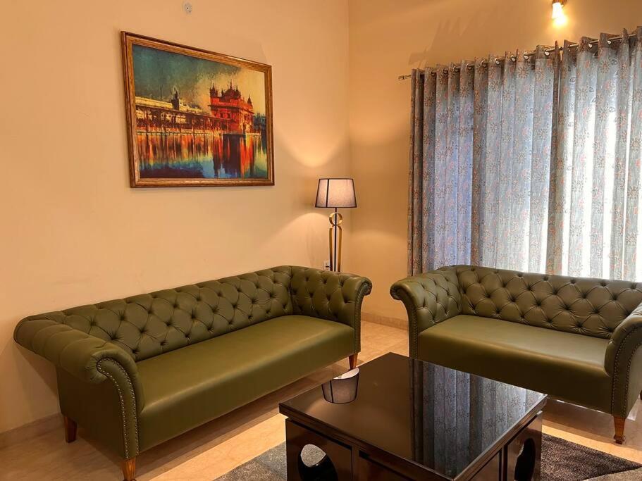 5Bhk Home Away From Home At Ranjit Avenue Amritsar Exterior foto